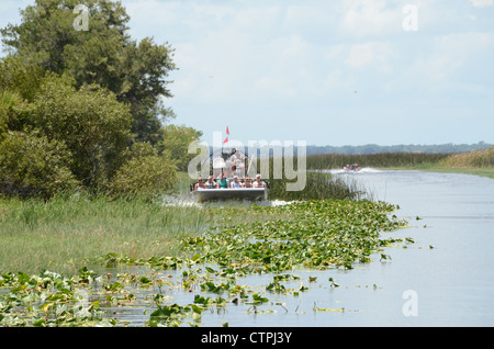 Boggy Creek Airboat Rides auf West Lake Toho in Southport Park in der Nähe von Kissimmee Orlando Disney Theme Park Bereich Orlando Florida. Stockfoto