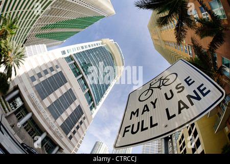 Sabadell Finanzplatz, Brickell Avenue, Brickell Bankenviertel, Miami, Florida, USA Stockfoto