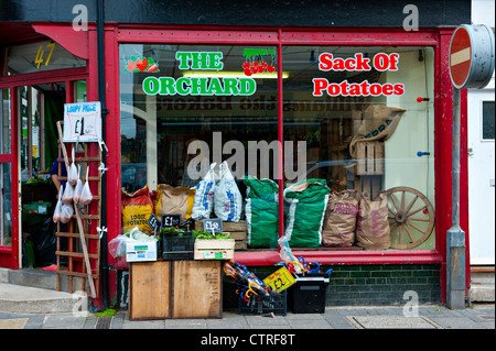 Kleinen Gemischtwarenladen in Weymouth, Großbritannien Stockfoto