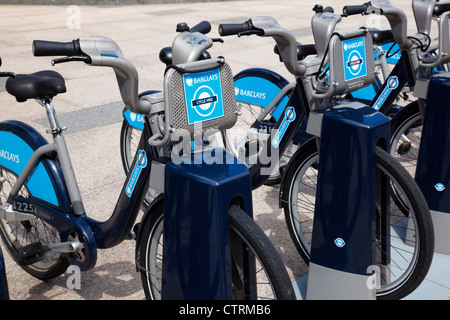 Barclays gesponsert Zyklus Leihräder, London. Bekannt als "Boris Bikes" nach Lord Mayor of London, der sie einführte. Stockfoto