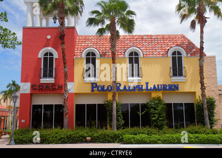 Florida Lee County, Estero, Miromar Outlets, Shopping Shopper Shopper shoppen shoppen Geschäfte Markt Märkte Markt kaufen verkaufen, Einzelhandel Geschäfte Geschäft Stockfoto