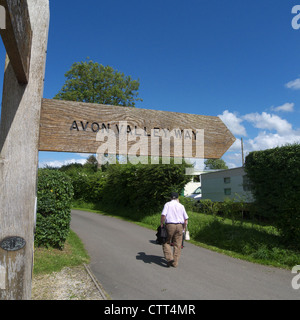 Wegweiser-Zeichen für die Avon Valley Way, Welford Upon Avon, Warwickshire, England, UK Stockfoto