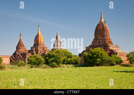 Myanmar, Burma. Bagan. Yadanar Manaung Tempelanlage, 11.. Jahrhundert. Stockfoto