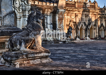 Myanmar, Burma. Bagan. Ananda-Tempel, 1105 abgeschlossen. Stockfoto