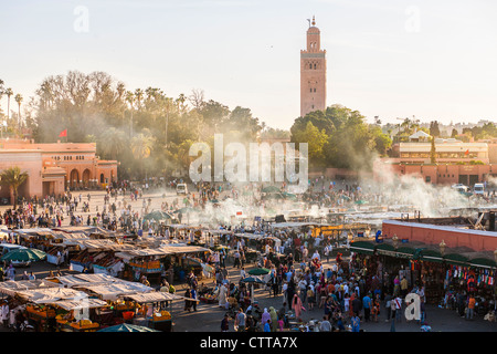 Djemaa el Fna Platz in Marrakesch, Marokko Stockfoto