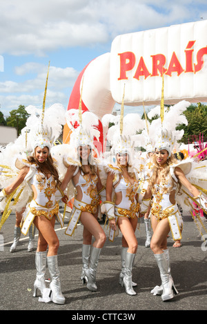 Teilnehmer des Jahres 2010 Notting Hill Carnival., Europas größtes Festival und Parade. [Nur zur redaktionellen Verwendung] Stockfoto