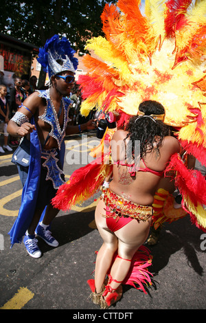 Teilnehmer des Jahres 2010 Notting Hill Carnival., Europas größtes Festival und Parade. [Nur zur redaktionellen Verwendung] Stockfoto