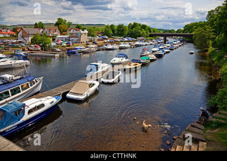 Balloch Marina und River Leven, in der Nähe von Loch Lomond, Argyllshire, Schottland Stockfoto