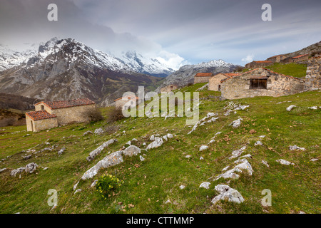 Invernales De La Caballa über Sotres, Picos de Europa Asturien Gemeinde Cabrales, Spanien Stockfoto