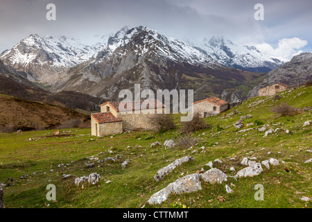 Invernales De La Caballa über Sotres, Picos de Europa Asturien Gemeinde Cabrales, Spanien Stockfoto