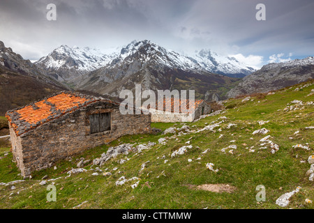 Invernales De La Caballa über Sotres, Picos de Europa Asturien Gemeinde Cabrales, Spanien Stockfoto
