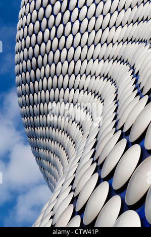 Nahaufnahme Detail Selfridges Gebäude, entworfen von Future Systems in Birmingham Bullring shopping-Bereich. Stockfoto