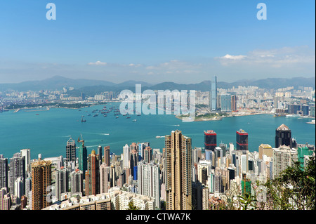 Hafen von Hongkong bei Tageslicht Stockfoto