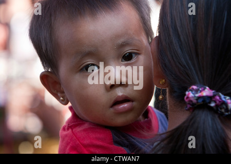 Myanmar, Burma. Bagan. Burmesische Mädchen. Stockfoto