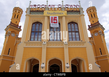 Wroclaw Glowny Bahnhof bald darauf nach Renovierung Stockfoto