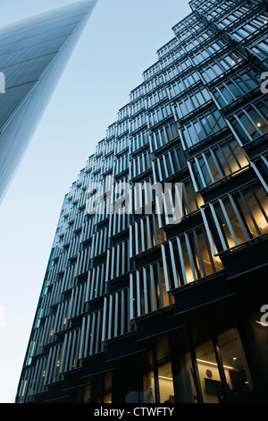 Einen Blick auf mehr London Business Estate eine Norman Foster and Partners Entwicklung von London Bridge, Southwark, London England UK Stockfoto