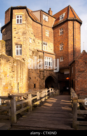 NEWCASTLE, Großbritannien - 02. AUGUST 2012: Das Schwarze Tor Stockfoto