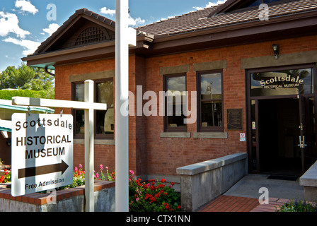 Alte Stadt Scottsdale historische Museum Main Street in ehemaligen roten Backstein Gymnasium Stockfoto