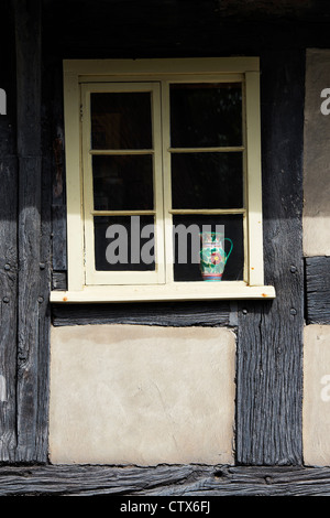 Fenster in einem alten englischen Holz gerahmt Gebäude. Pembridge. Herefordshire. England Stockfoto