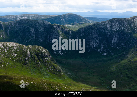 Blick vom Mount Errigal vergiften Glen und Derryveagh Mountains Glenveagh National Park, Donegal, Irland. Stockfoto