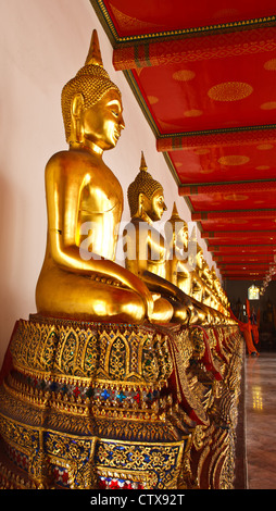 Sitzende Buddha-Statuen, Thailand Stockfoto