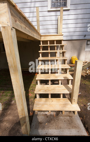 Deck Treppe Konstruktion bei homesite Stockfoto