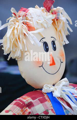 Stofftier mit Smiley-Gesicht Stockfoto