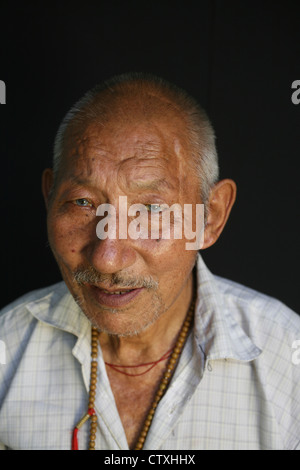 Mustan Tibet Mönche Invasion Streit Besetzung con Stockfoto