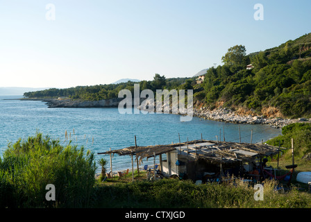 Hütte/Snack-Bar, Kalamia Strand, Lassi, Argostoli, Kefalonia, Ionische Inseln, Griechenland. Stockfoto
