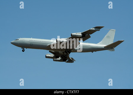 Royal Australian Air Force Boeing 707 Landung am Flughafen Darwin Stockfoto