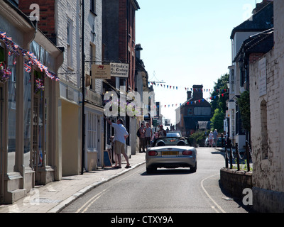 A Straßenszene in Arundel, West Sussex, England. Stockfoto