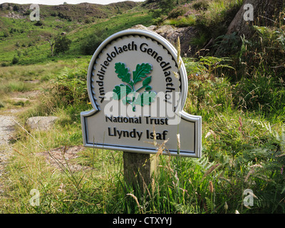 Zeichen für Llyndy Isaf farm Llyn Dinas See in Snowdonia National Park Valley Nantgwynant Gwynedd North Wales UK Großbritannien Stockfoto