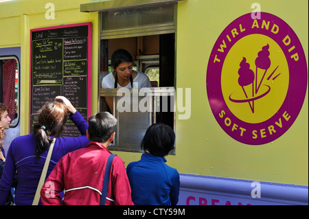 Twirl and Dip – ein Food Truck im Golden Gate Park, San Francisco, CA Stockfoto