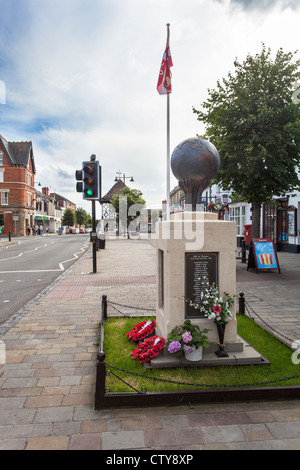 Kriegerdenkmal an der Royal Wootton Bassett, Wiltshire, England, UK Stockfoto