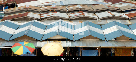 Marktstand in der Nähe von Mount Kinabalu, Sabah, Borneo Stockfoto