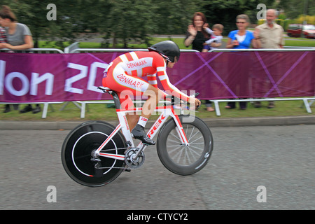 London 2012 Olympische Männer Radfahren Zeitfahren. East Molesey, Surrey, England, Vereinigtes Königreich, Europa. 15. Jakob Fuglsang, Dänemark Stockfoto