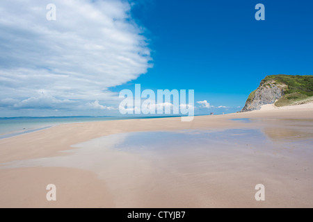 Der Strand von Caldey Island in der Nähe von Tenby, Pembrokeshire, Wales Stockfoto