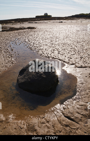 St Cwyfan Kirche (die Kirche im Meer), Cribinau Island, in der Nähe von Aberffraw, Anglesey, Wales Stockfoto