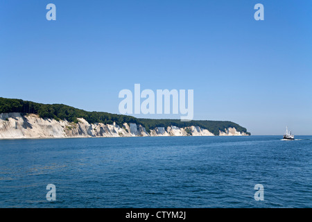 Kreidefelsen in der Nähe von Sassnitz, Halbinsel Jasmund, Insel Rügen, Ostseeküste, Mecklenburg-West Pomerania, Deutschland Stockfoto