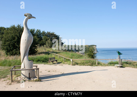 Kunstwerk neben Klippen, Kap Arkona, Insel Rügen, Ostseeküste, Mecklenburg-West Pomerania, Deutschland Stockfoto