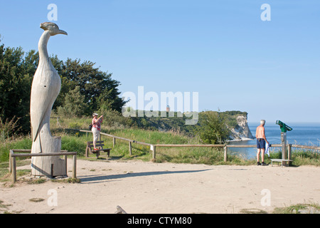 Kunstwerk neben Klippen, Kap Arkona, Insel Rügen, Ostseeküste, Mecklenburg-West Pomerania, Deutschland Stockfoto