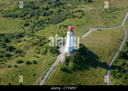 Luftaufnahme des Leuchtturms am Dornbusch Hill, Insel Hiddensee, Ostseeküste, Mecklenburg-West Pomerania, Deutschland Stockfoto