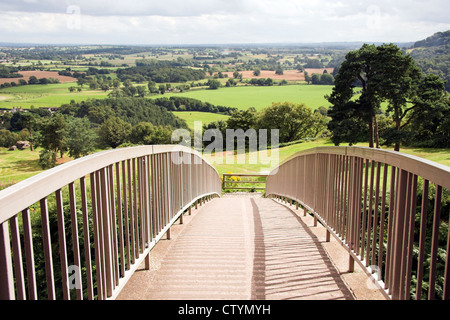 Burgruine, Brücke zur Kernburg, Beeston Schloß Cheshire UK Stockfoto