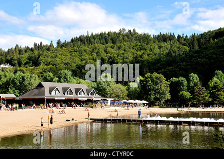 Chambon See im Herzen des Regionalen Parks von volcnoes Auvergne, Puy-de-Dôme, Auvergne, Massif-Central, Frankreich Stockfoto