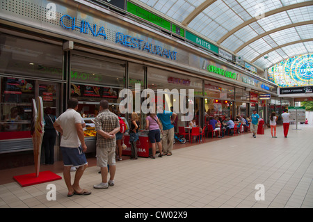 Pasaz Svetozor indoor Einkaufspassage Nove Mesto Neustadt Prag Tschechische Republik Europa Stockfoto