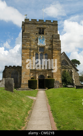 Goudhurst Kent Großbritannien. St Marys Kirche The Weald of Kent. 2016 Großbritannien HOMER SYKES in den 2010er Jahren Stockfoto