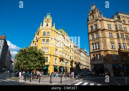 Kreisverkehr vor spanische Synagoge in Josefov jüdischen Viertel alten Stadt Prag Tschechische Republik Europa Stockfoto