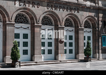 Das Campoamor Theater ist das Opernhaus von Oviedo, aus dem 19. Jahrhundert und für die Lieferung der Prinzessin von Asturien, Spanien, Europa bekannt Stockfoto