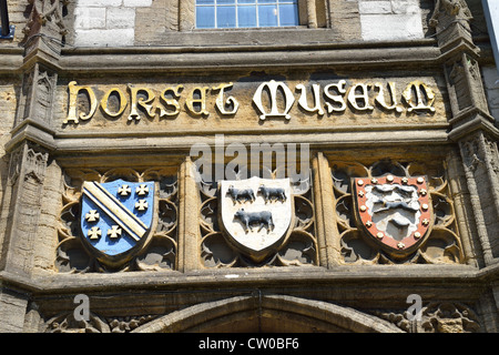 Eingang zum Dorset County Museum, hohe Weststraße, Dorchester, Dorset, England, Vereinigtes Königreich Stockfoto