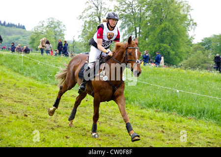 Deutsche Sandra Auffahrt, Olympiasiegerin 2012, auf Opgun Louvo, International Marbach Eventing, 2012. Stockfoto